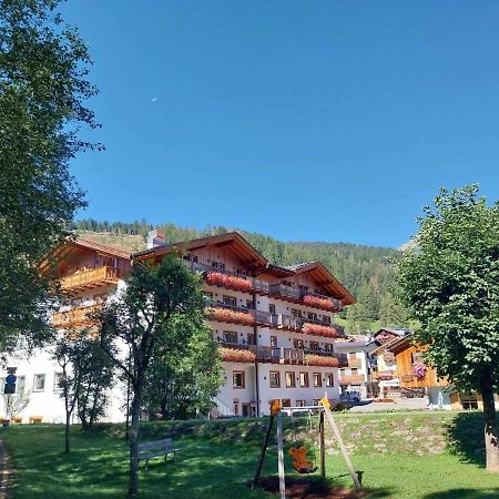 Park Hotel Avisio Soraga Kültér fotó