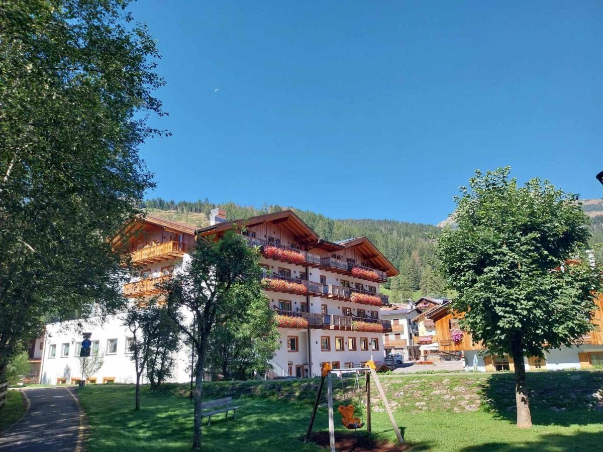Park Hotel Avisio Soraga Kültér fotó