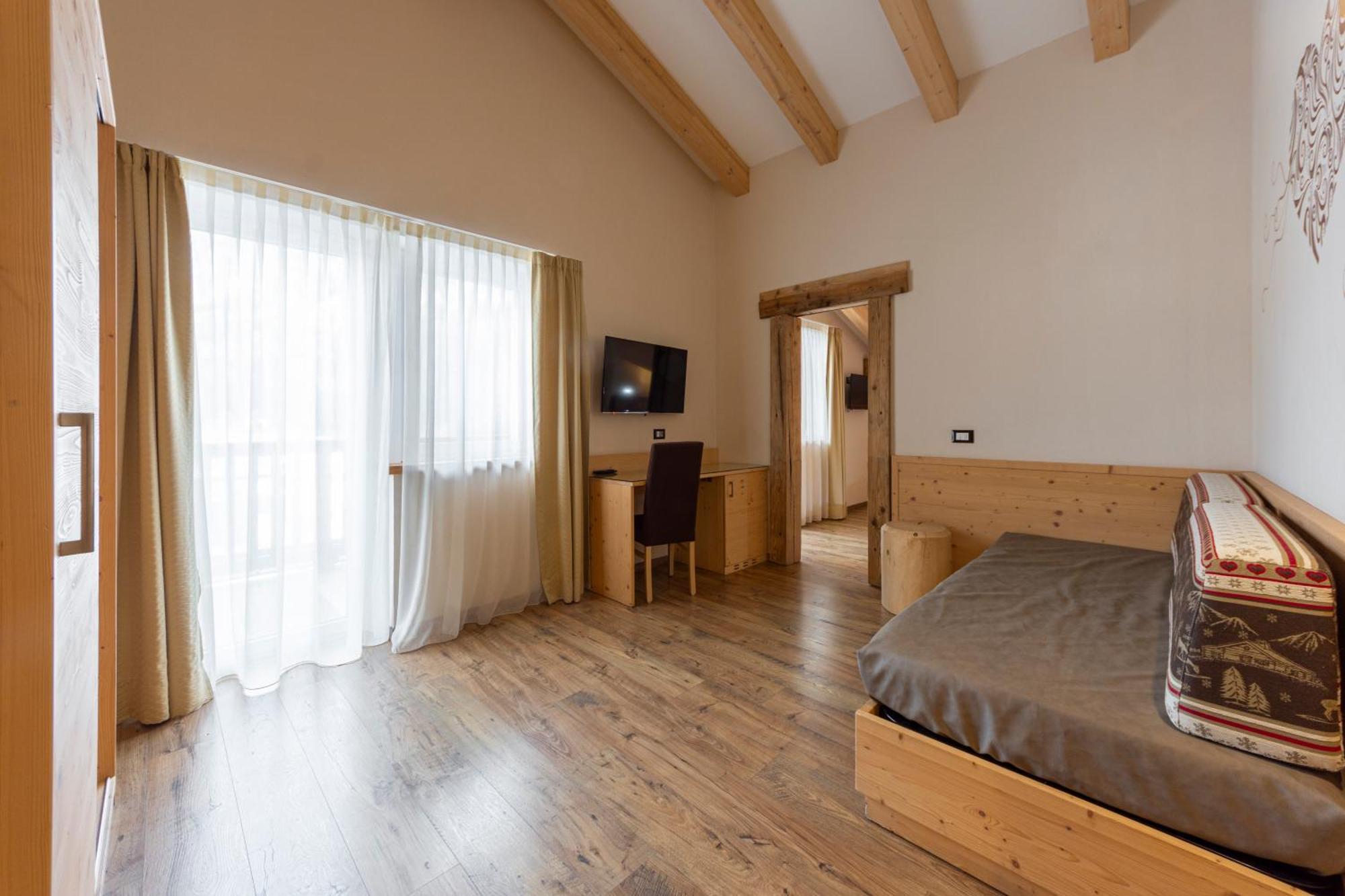 Park Hotel Avisio Soraga Kültér fotó