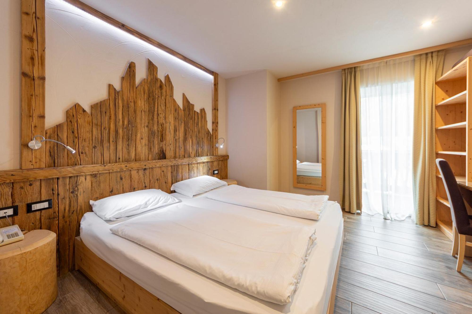 Park Hotel Avisio Soraga Kültér fotó