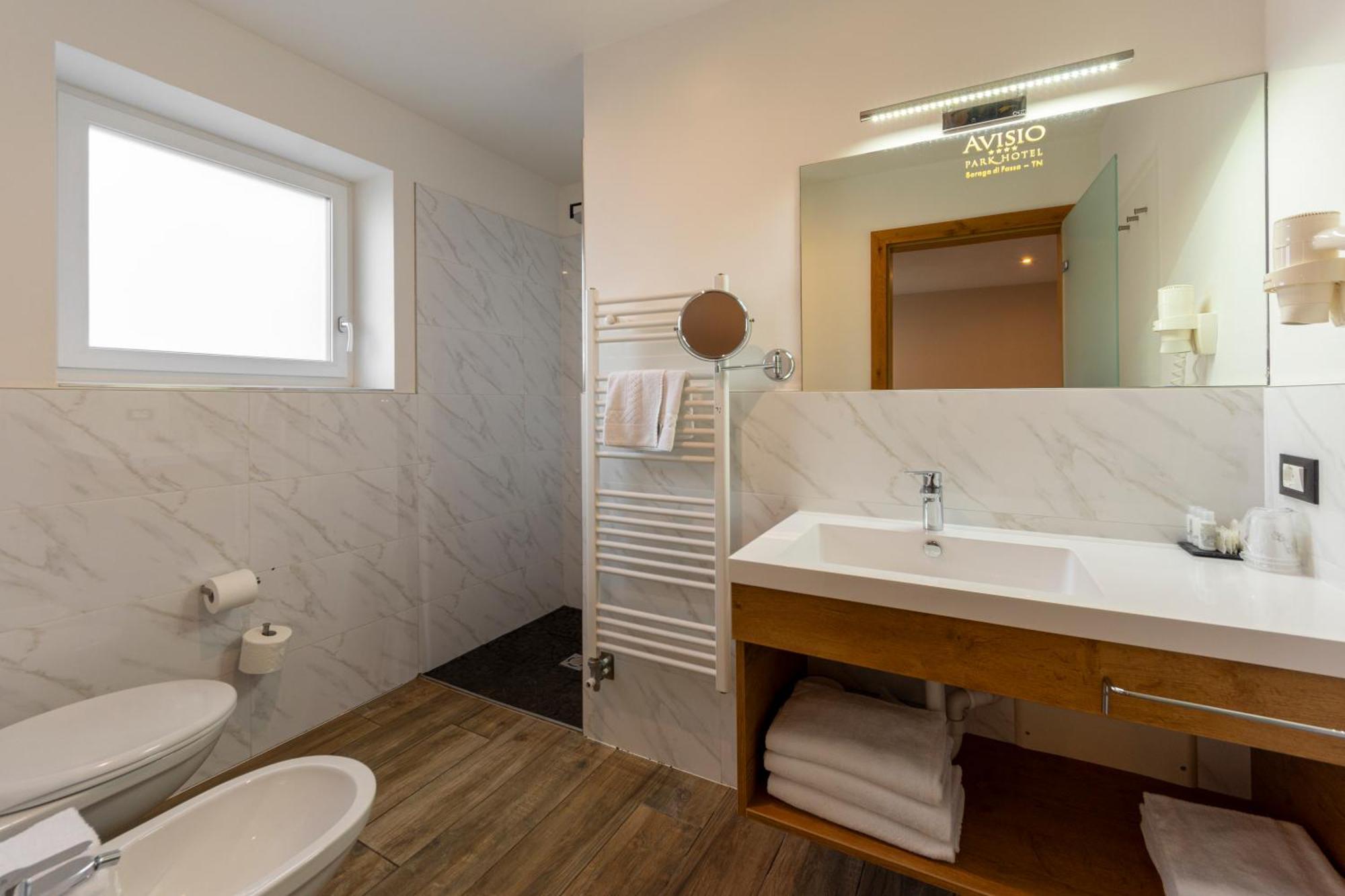 Park Hotel Avisio Soraga Kültér fotó