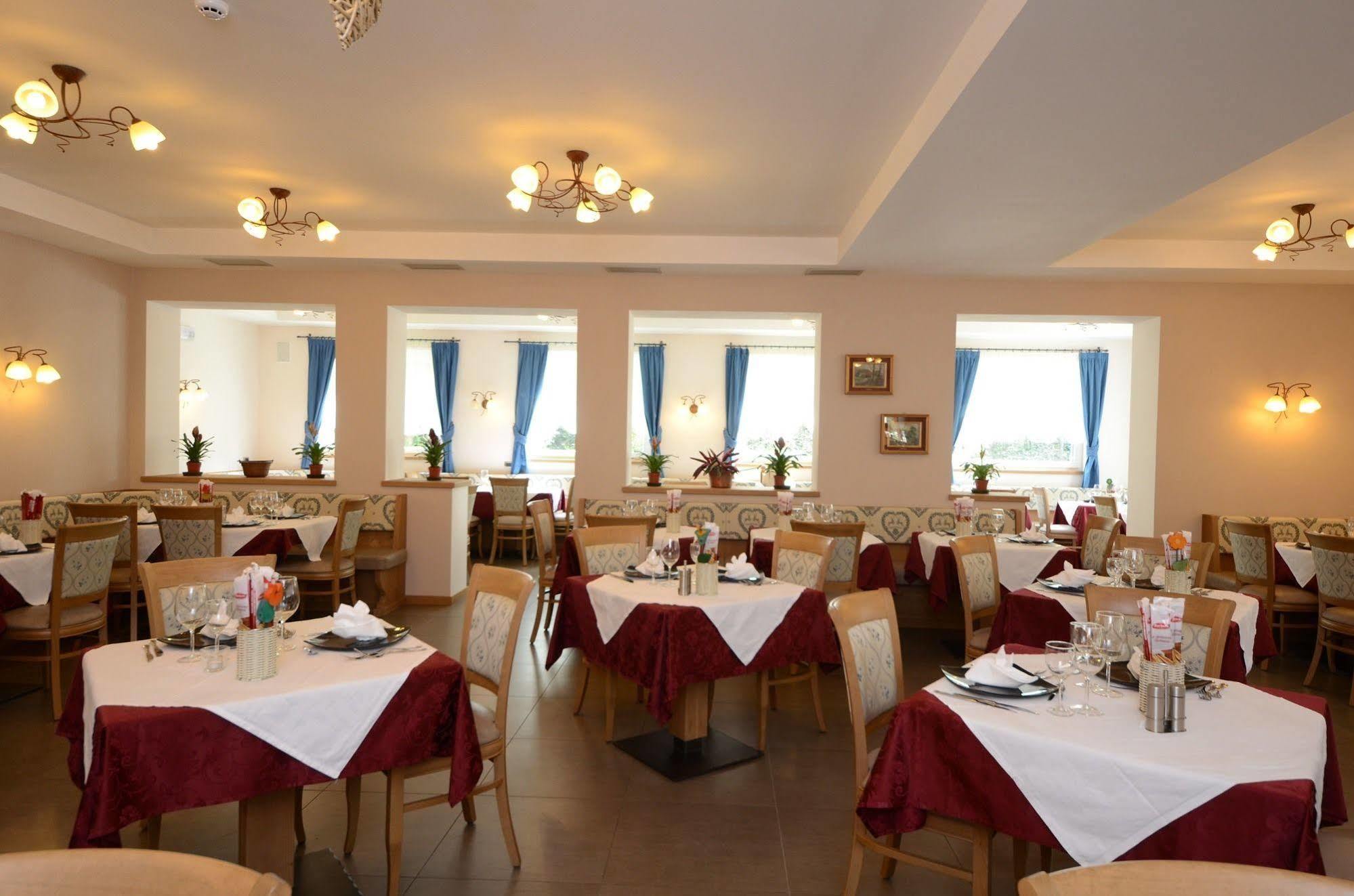Park Hotel Avisio Soraga Kültér fotó
