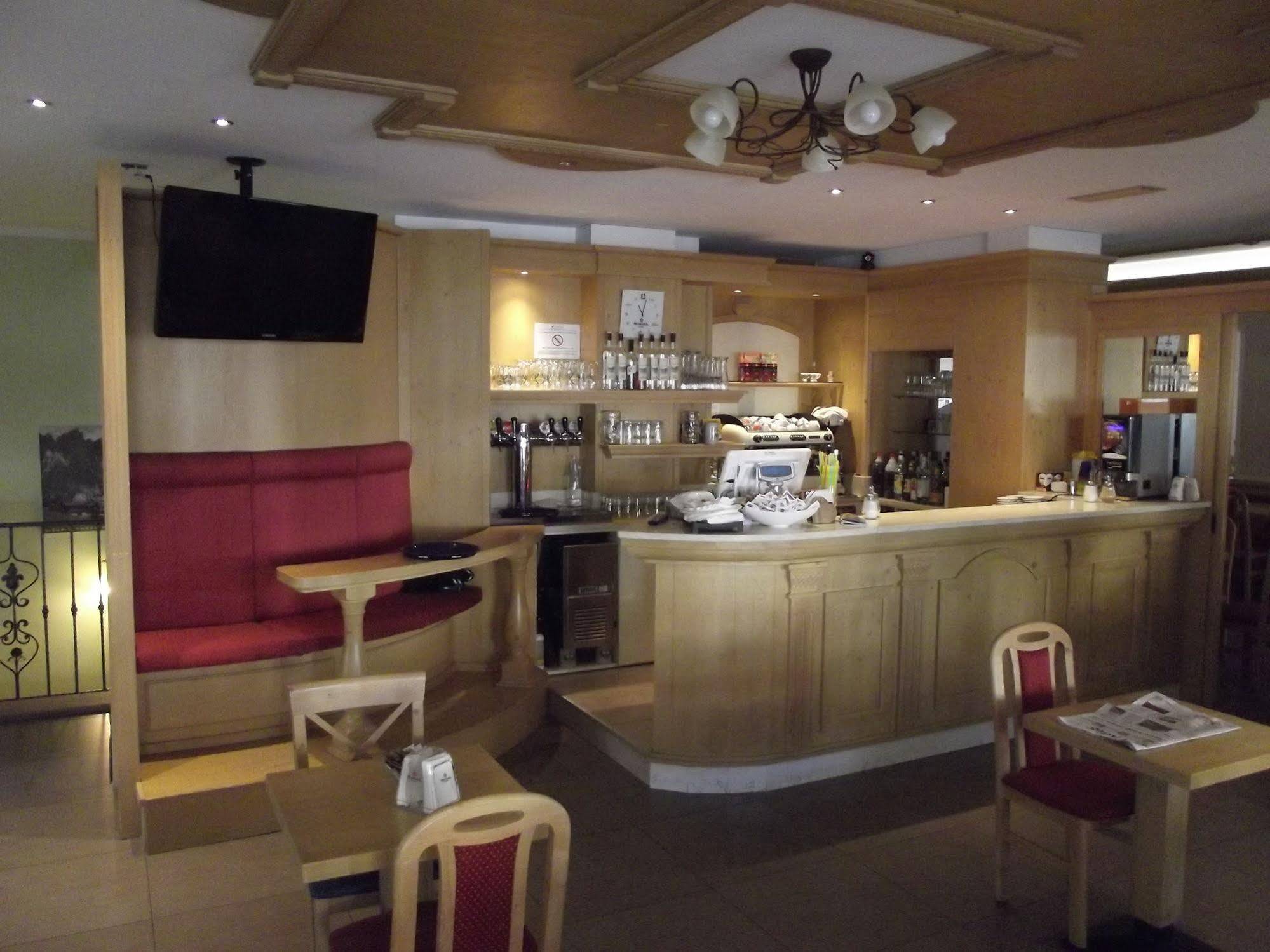 Park Hotel Avisio Soraga Kültér fotó