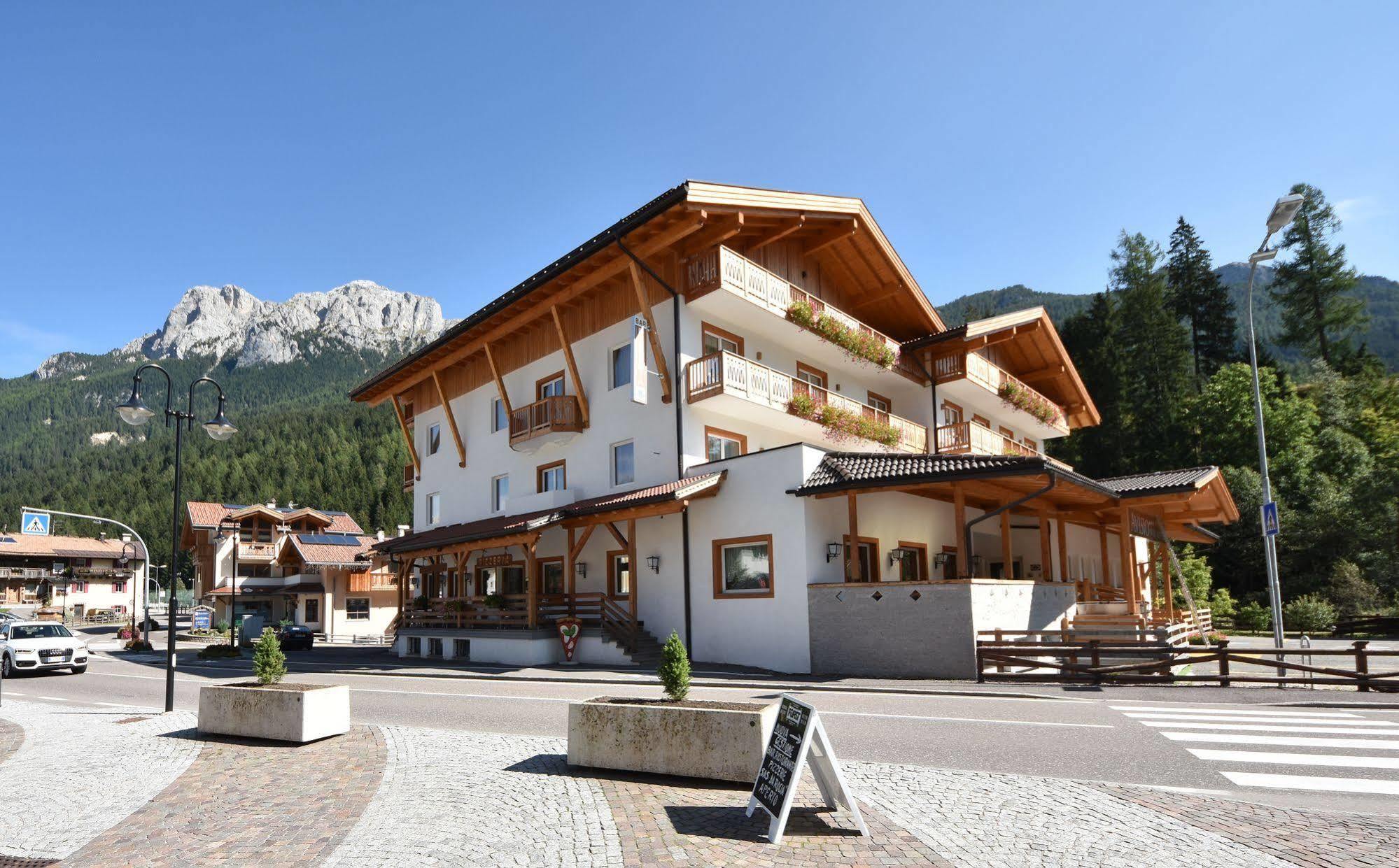 Park Hotel Avisio Soraga Kültér fotó